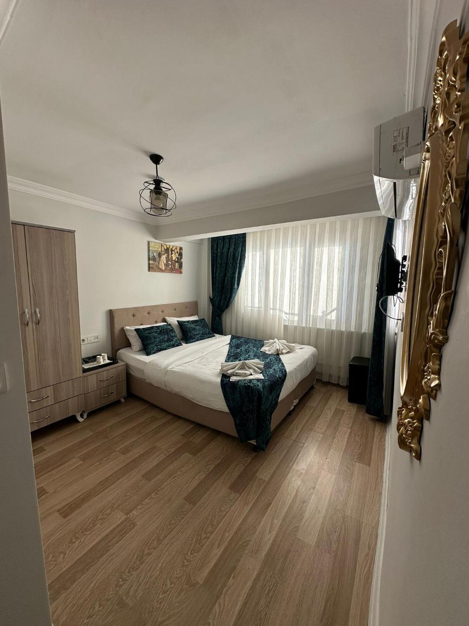 Hotel Estambul Exterior photo